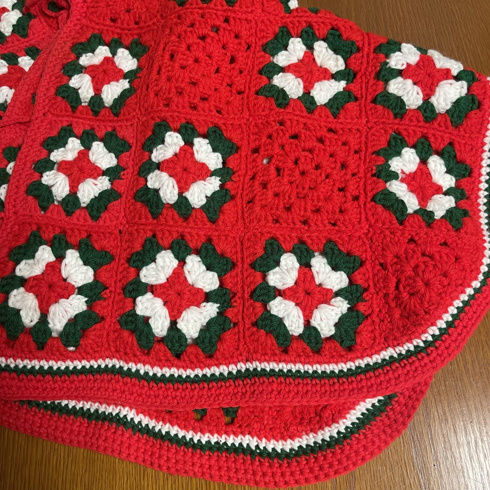 Vintage Handmade Crochet Christmas Tree Skirt Afghan Granny Square Holiday Decor
