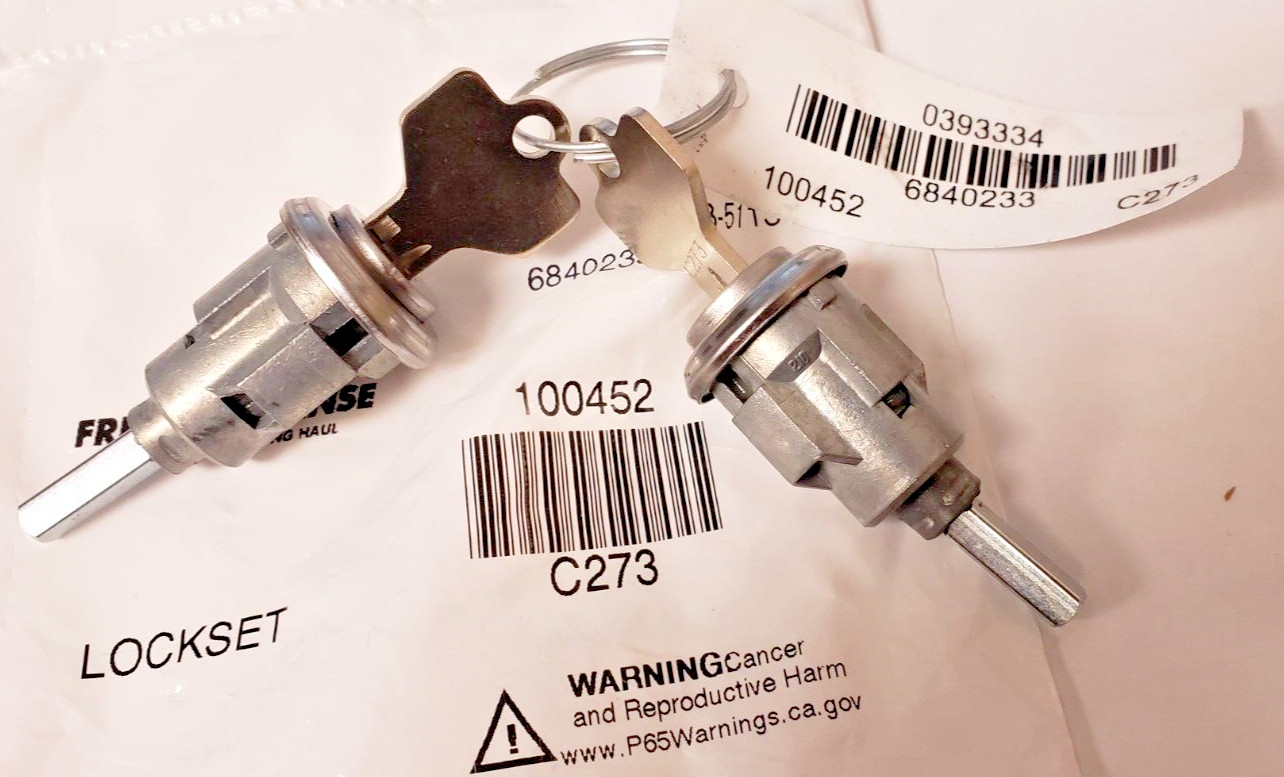 ~ BRAND NEW SET of KENWORTH KEYED ALIKE DOOR LOCKS LOCKSET w/ 2 METAL KEYS