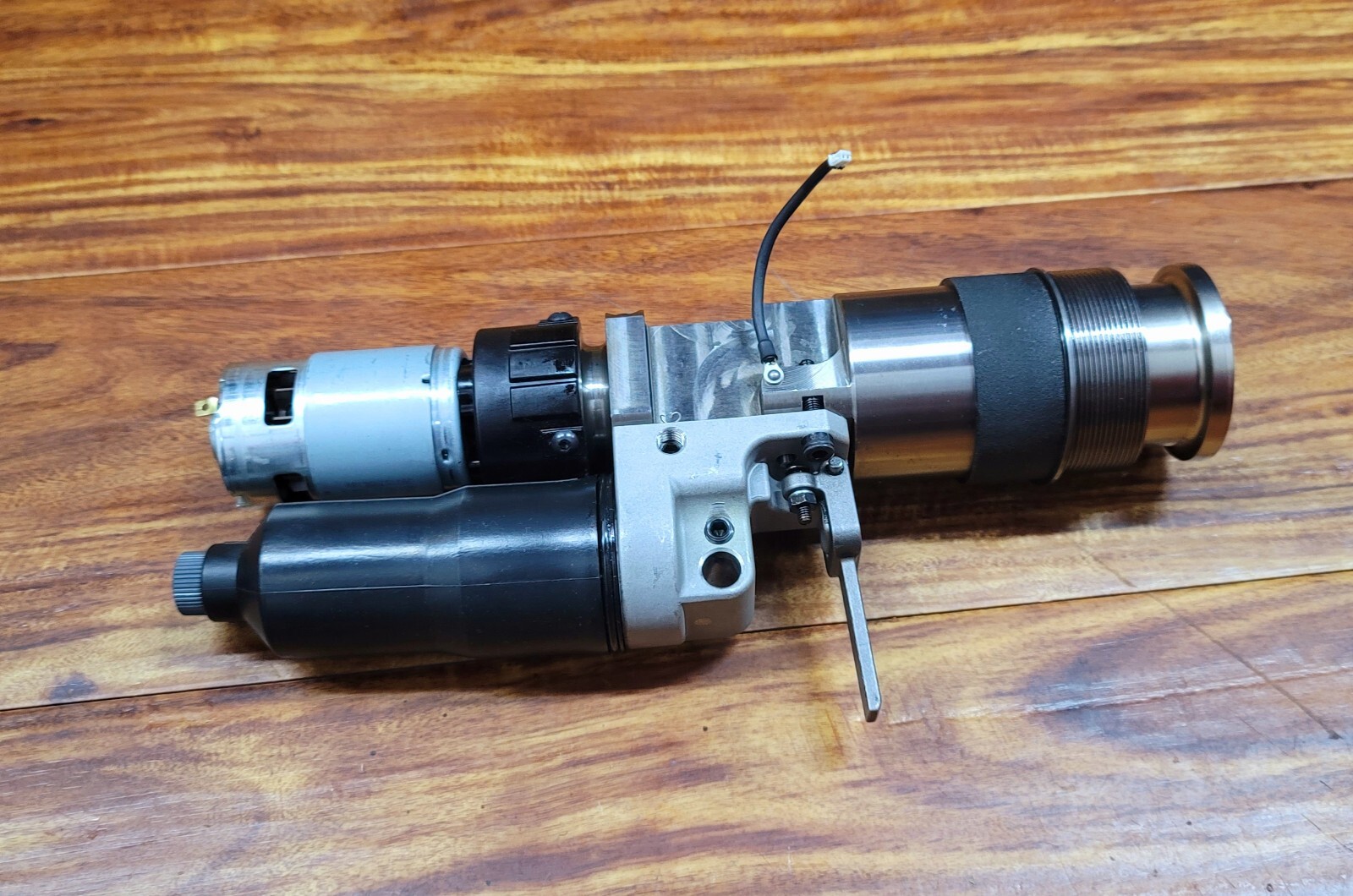 DEWALT MOTOR GEAR & HYDRAULIC ASSEM FOR DCE300 20V CRIMPING TOOL DWB-5140206-81