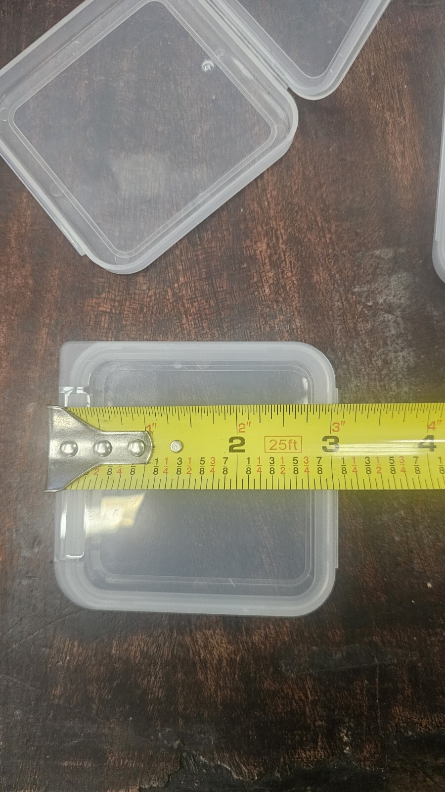 3 X 3 X 3/8 Plastic Clear Container 30 Clear Boxes For 10.00 Hinged Lid