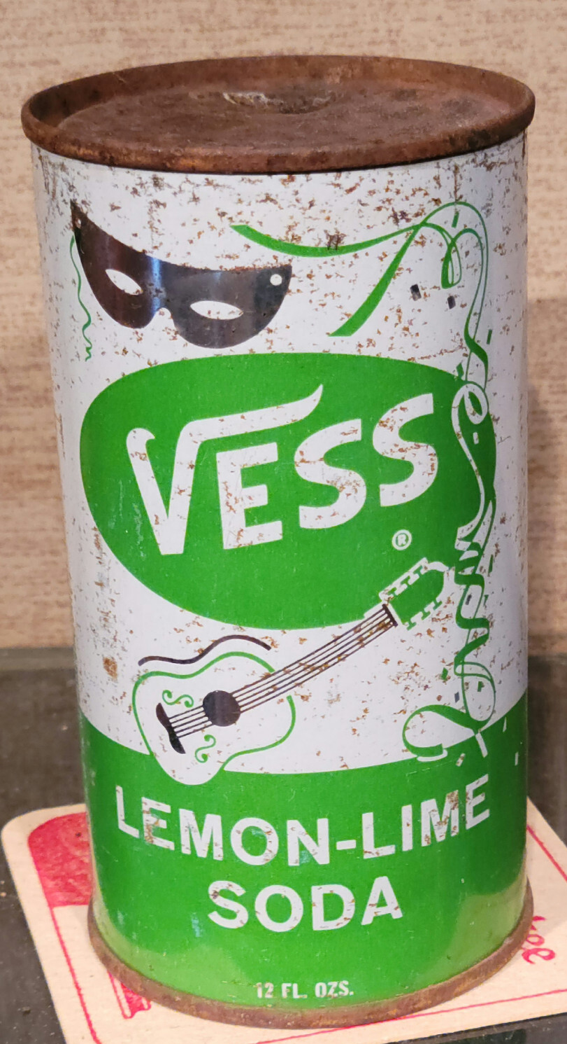1950S  GREEN VESS LEMON LIME SODA FLAT TOP  SODA CAN  ST LOUIS MISSOURI GUITAR