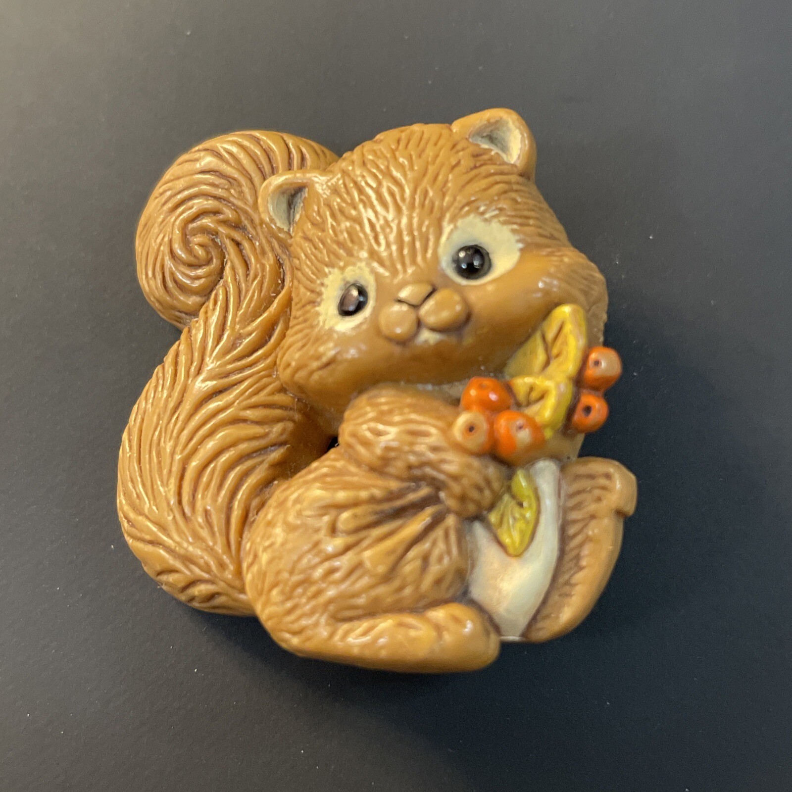 SQUIRREL!!! Hallmark Harvest Vintage Squirrel Pin