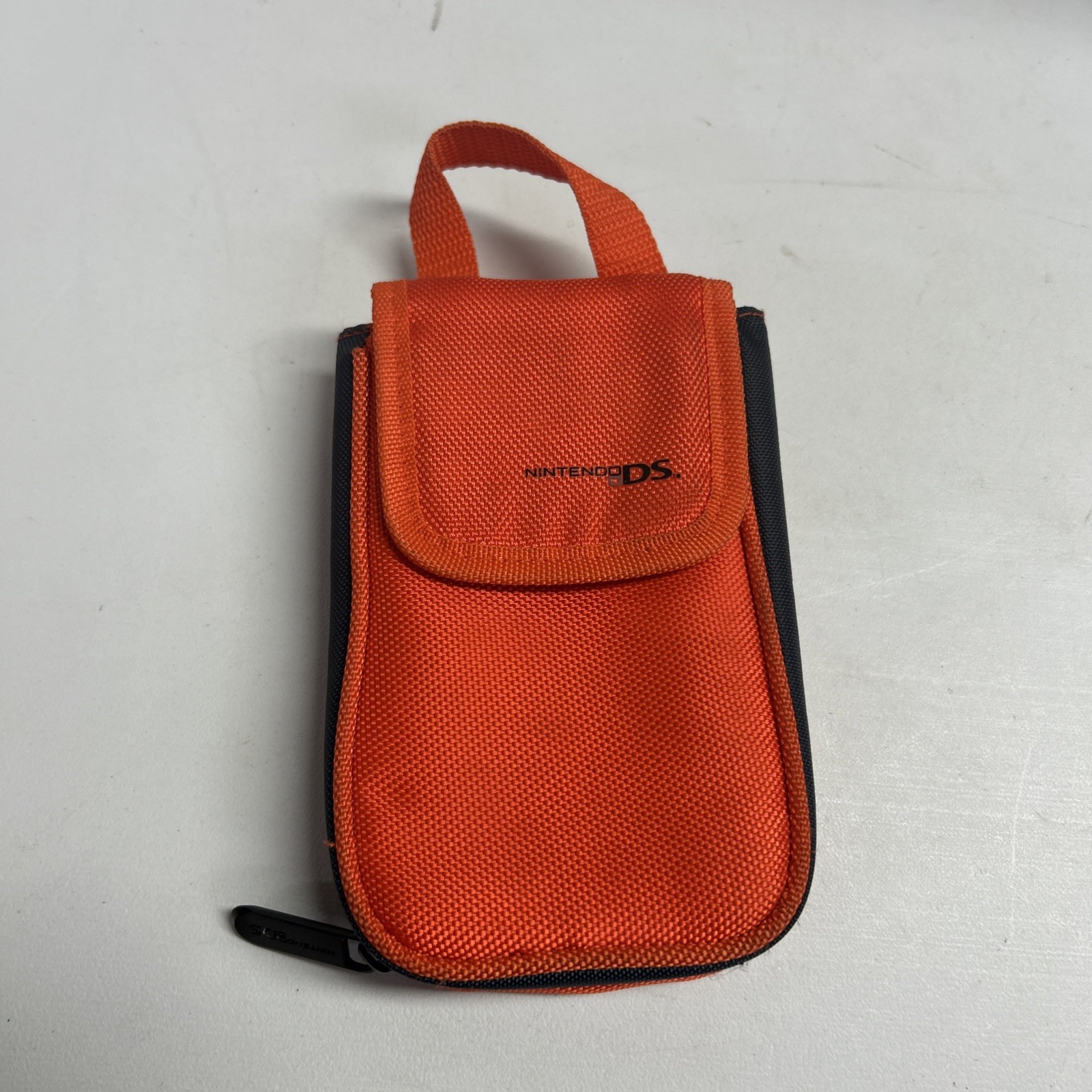 Nintendo DS Small Carry Case Orange 2012.  B21