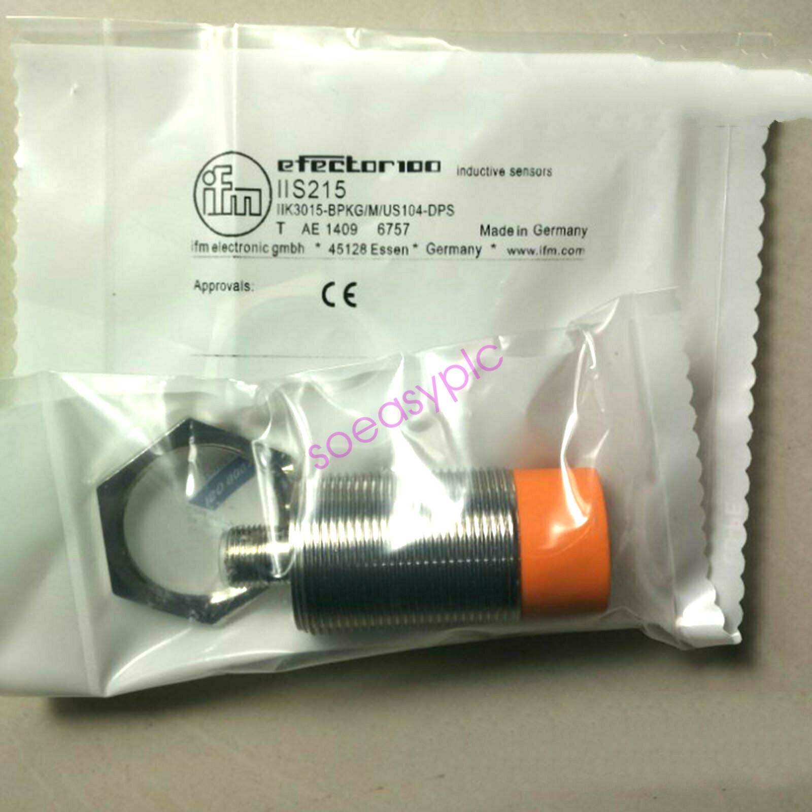 IFM IIS215 Proximity Switch New #