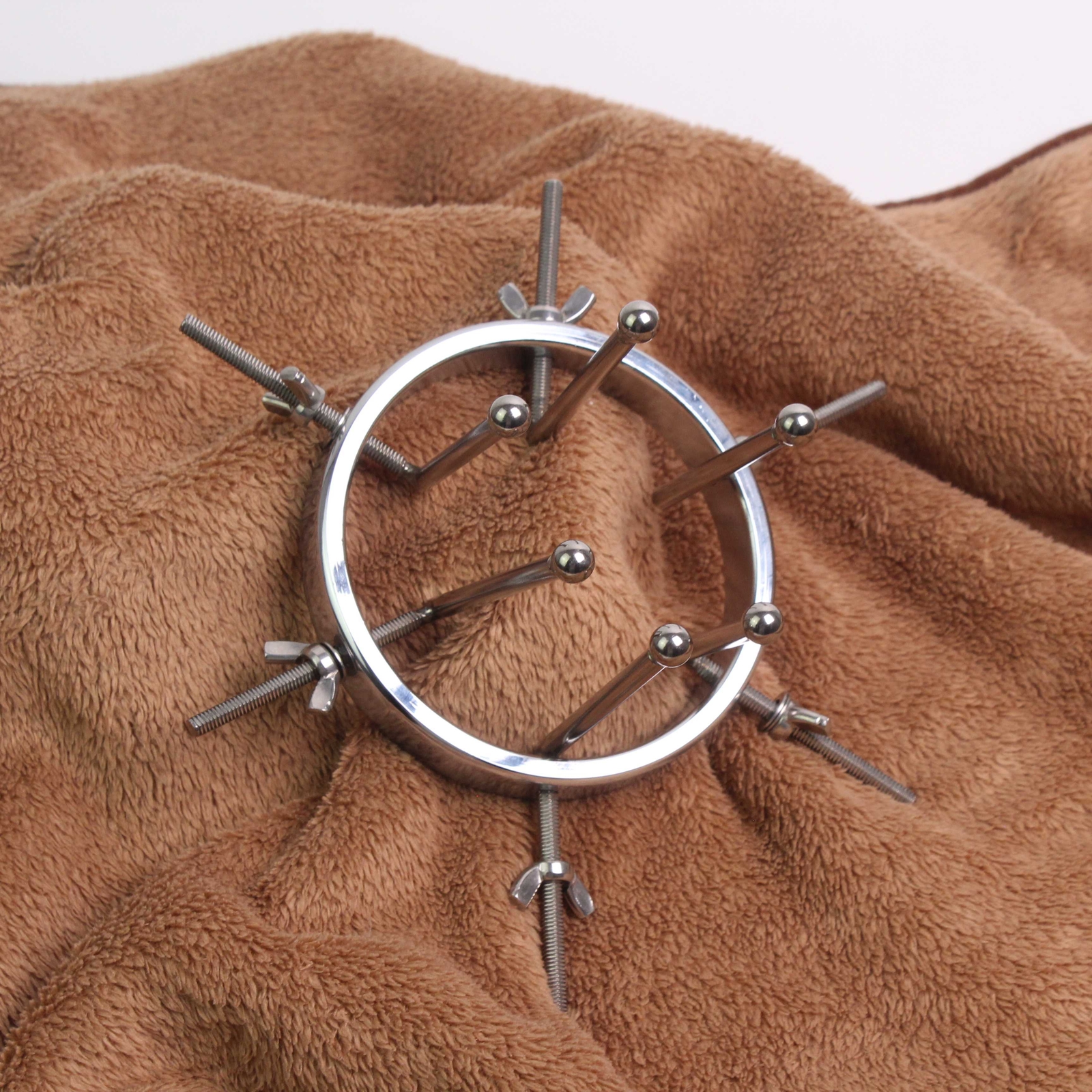 Adjustable Huge Plug Extreme Spreader stretcher Vaginal Speculum Chastity Device