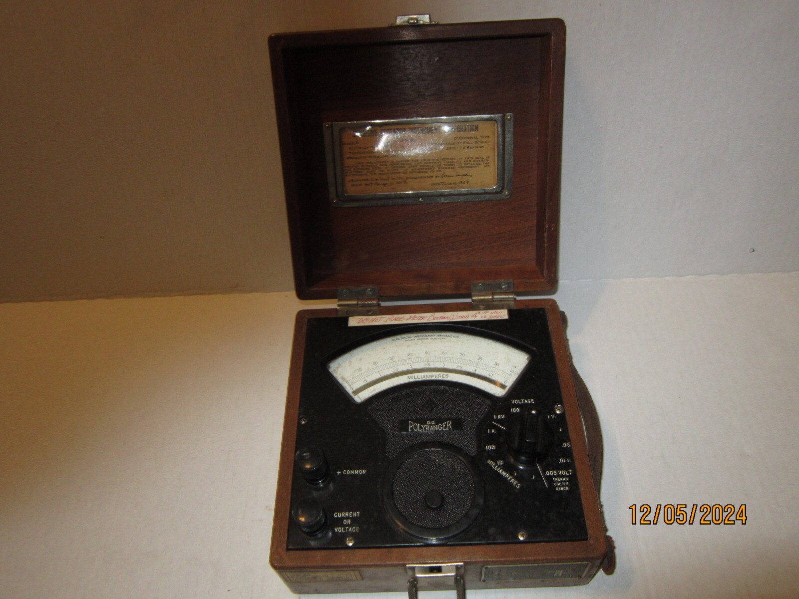 Sensitive Research Instrument Corp. Polyranger Universal  DC 1954 Vintage