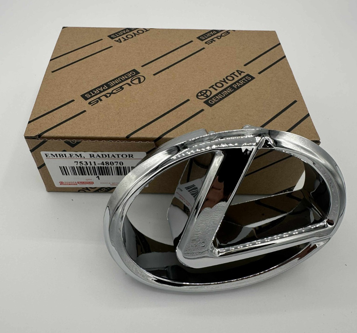 04-09 OEM NEW LEXUS RX330 RX350 RX400H FRONT CHROME GRILLE EMBLEMS L 75311-48070