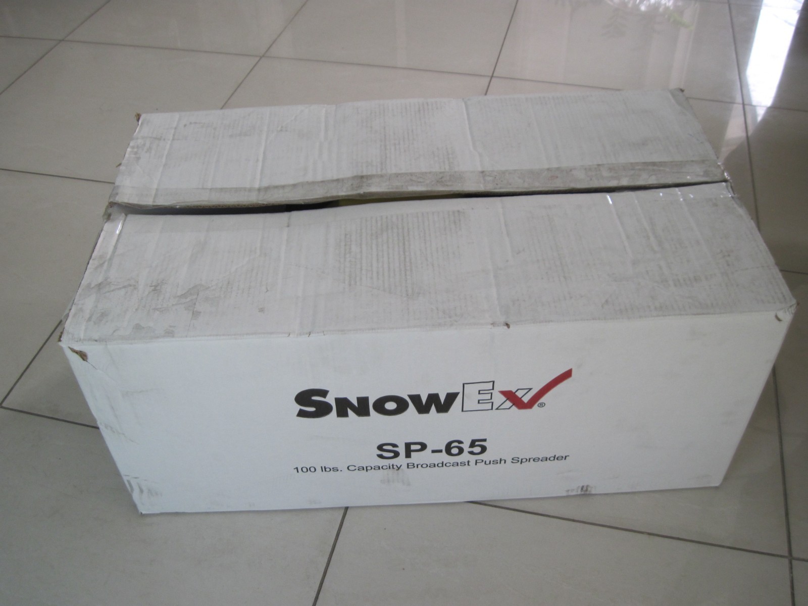 SNOWEX SP-65 Broadcast Spreader,100 lb.,Knobby 5NTR3