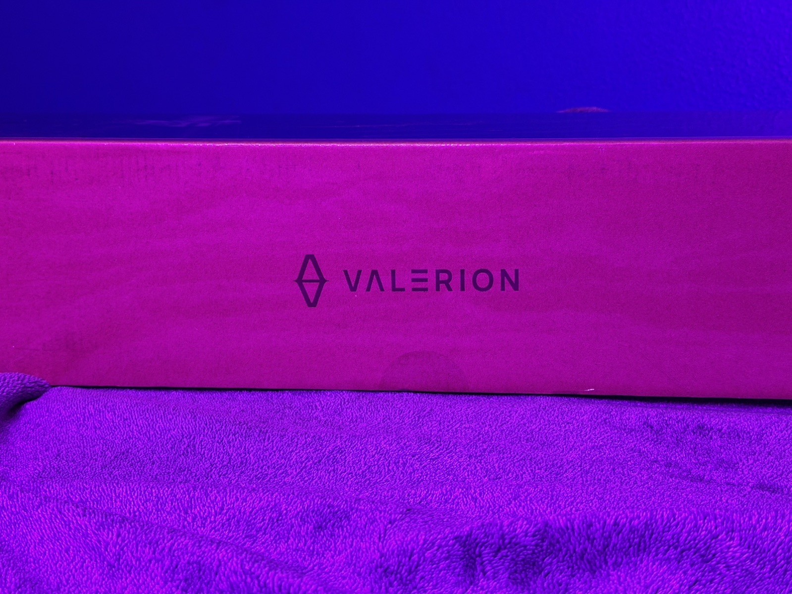 NEW Valerion Walnut Tripod Stand for Projectors