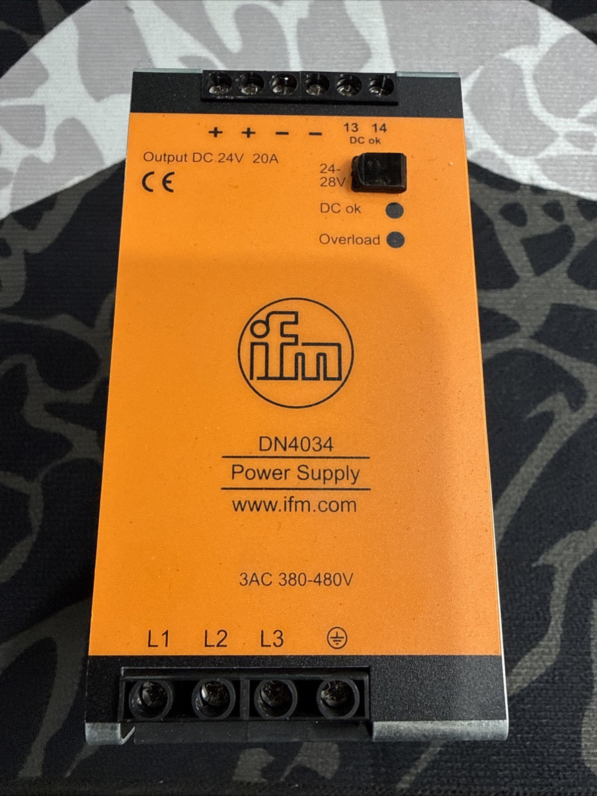 IFM Electronic 3 Phase 24 V 20 A 480 W Power Supply Part No. DN4034
