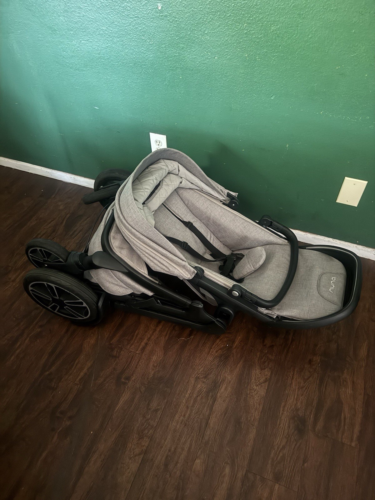 Nuna Demi Grow Stroller