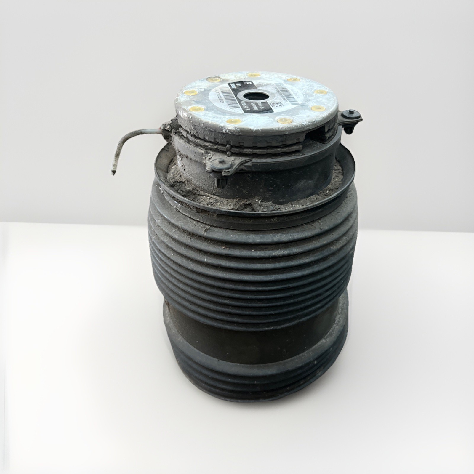 MERCEDES-BENZ C W205 Rear Right Air Suspension Spring Bag A2053200825 32750874