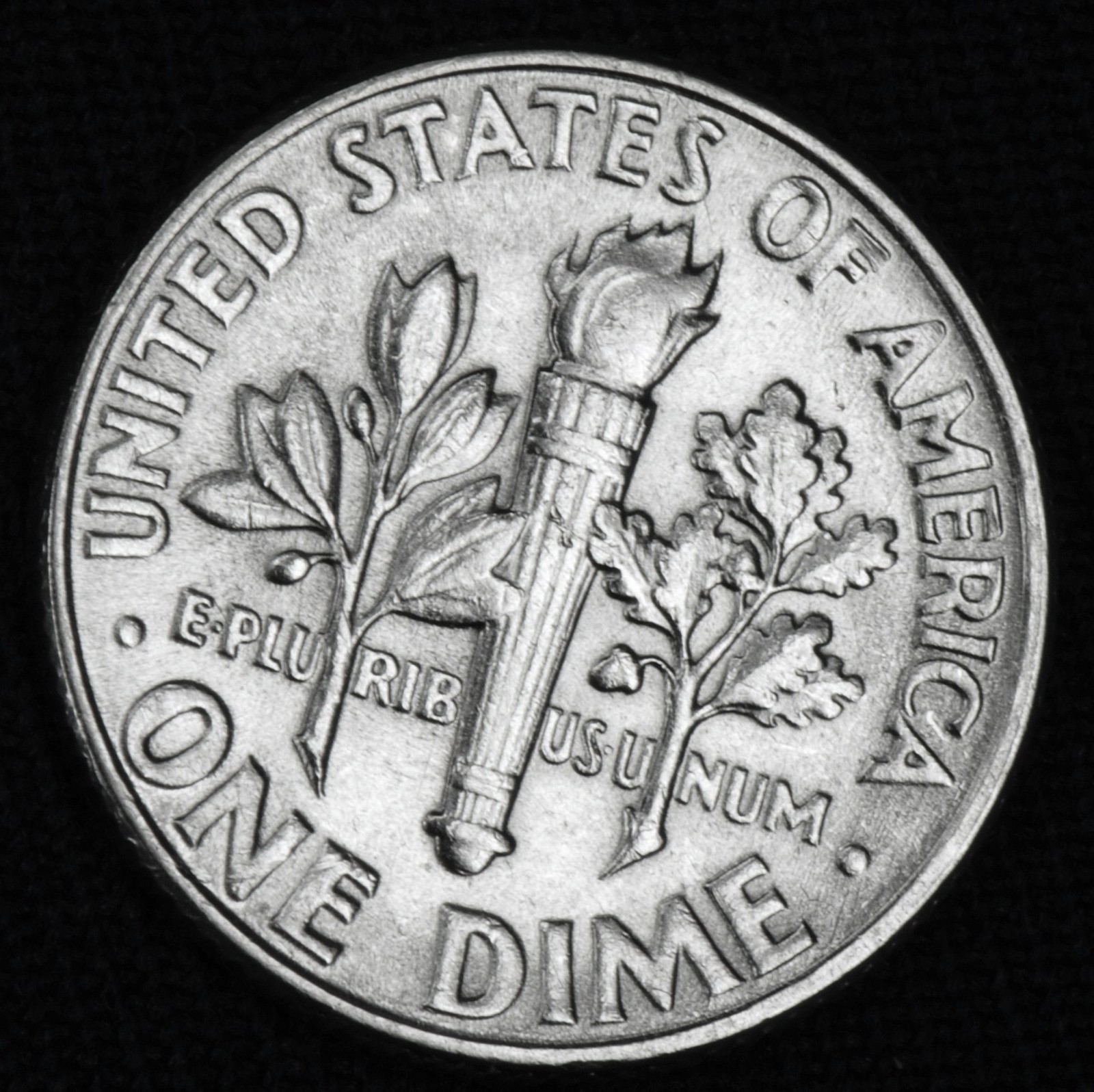 1946-p Roosevelt Dime. 100% Full Horizontal Split Torch Bands. BU (Inventory)