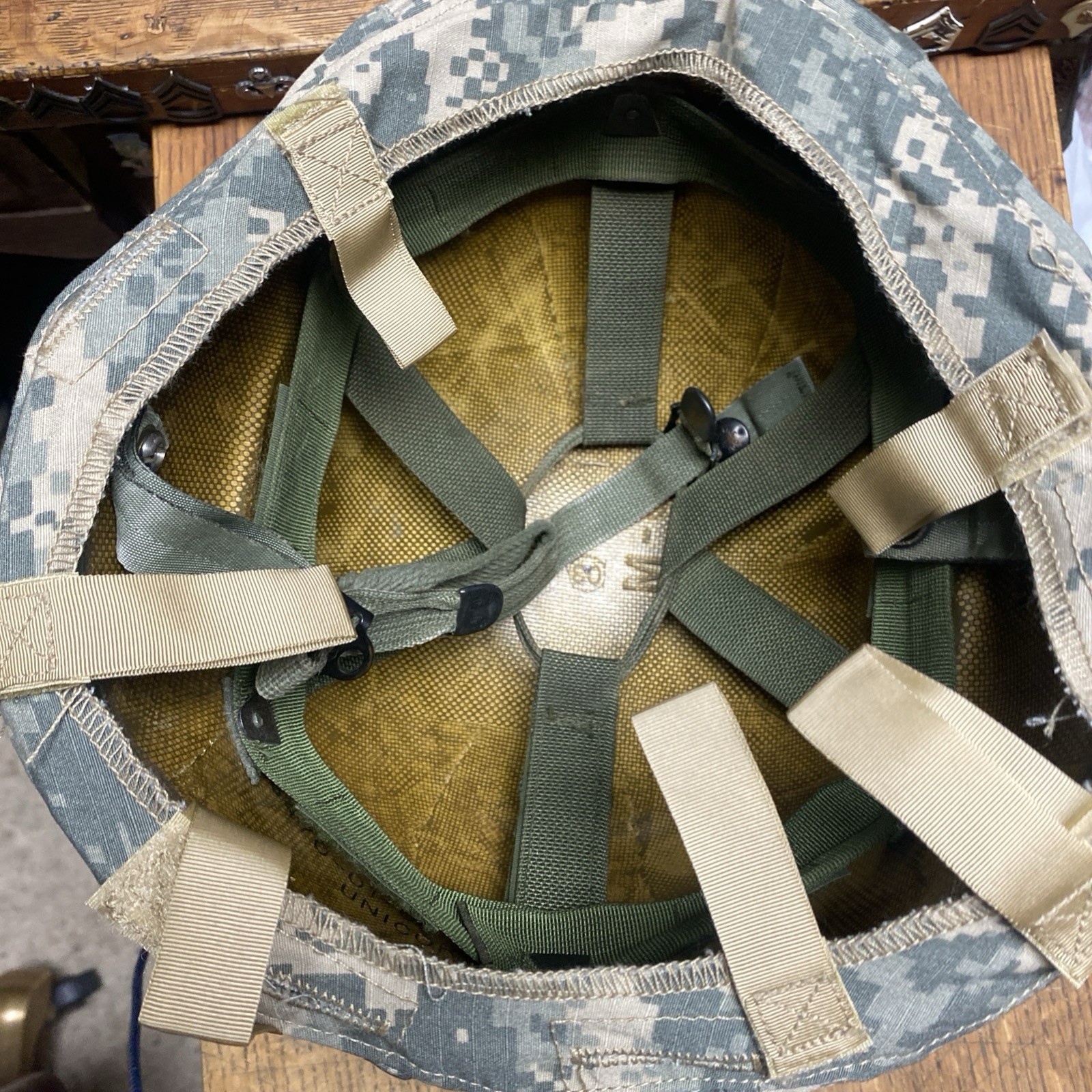 U.S. Army ACU Medium Ground Troops Parachutists Helmet COVER