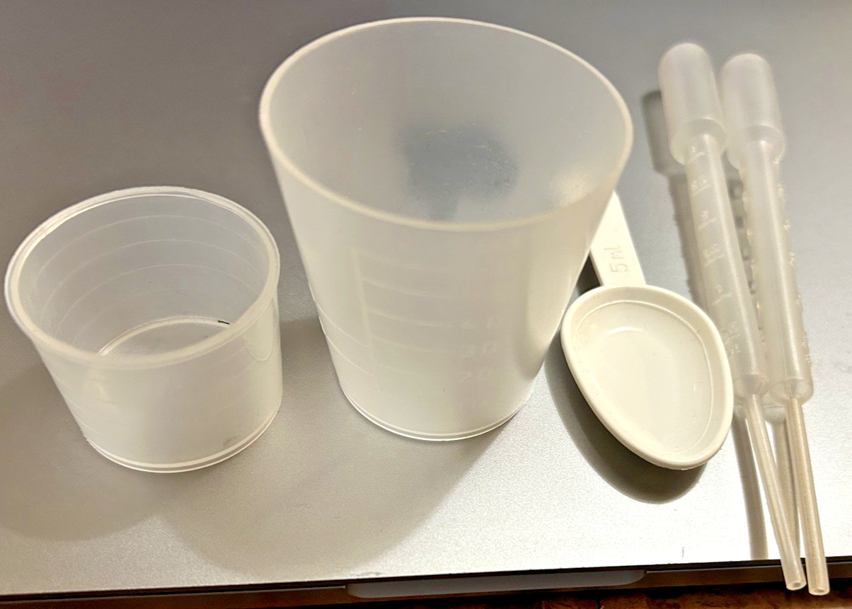 Carp fishing bait measuring cups, spoon and pipette's