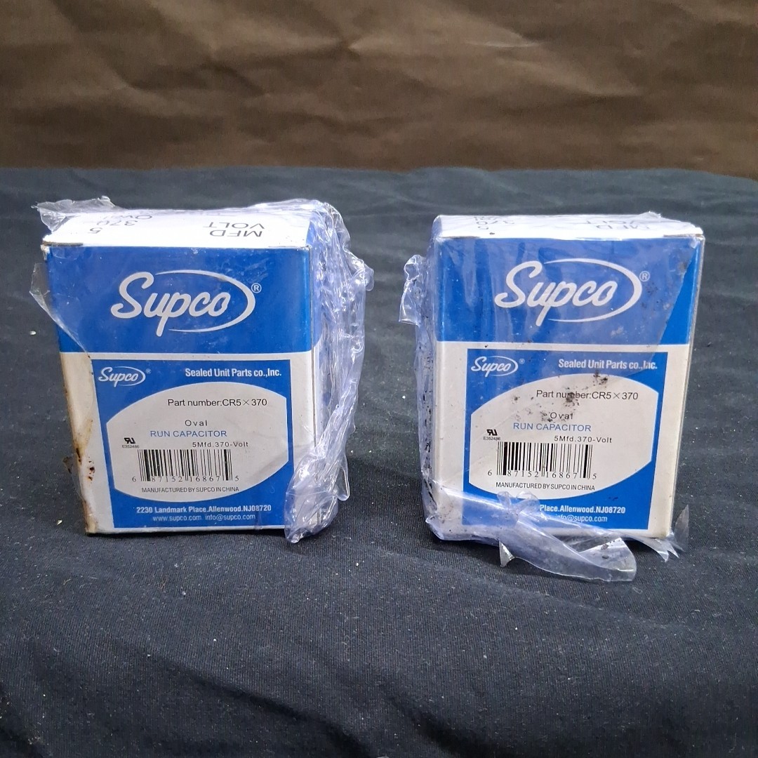Lot of 2 SUPCO CR5x370 OVAL RUN CAPACITORS