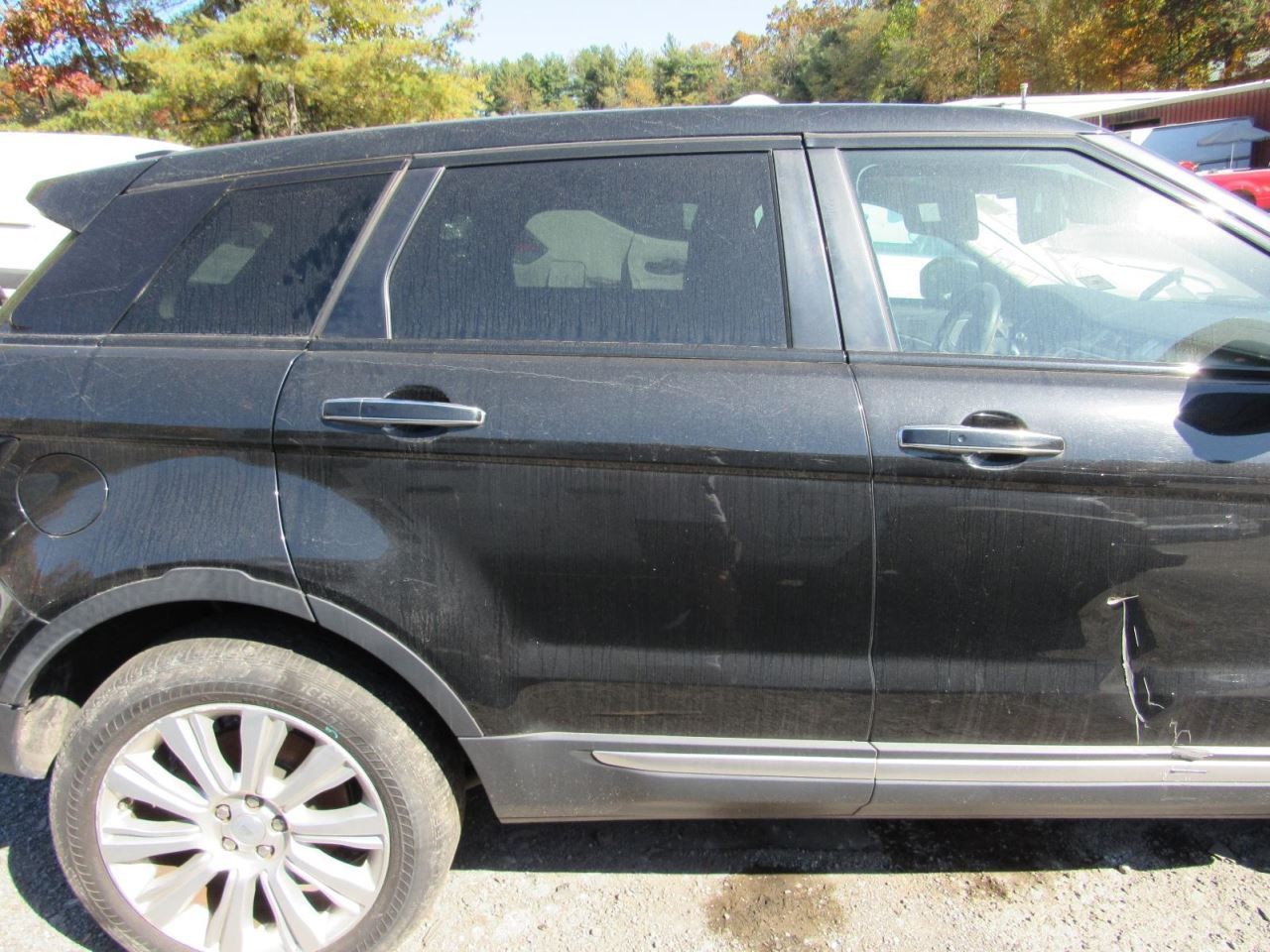 EVOQUE 2016 Glove Box 999334