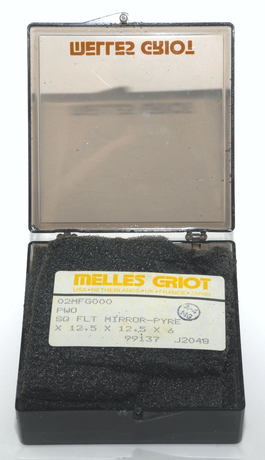 Square Flat Mirror Pyrex, 12.5 x 12.5 x 6 mm, Melles Griot 02 MFG 000
