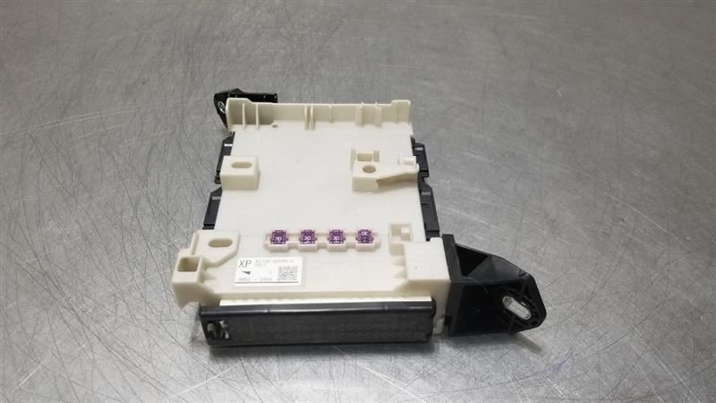 19 2019 LEXUS LS500 OEM CABIN FUSE BOX 827305A590