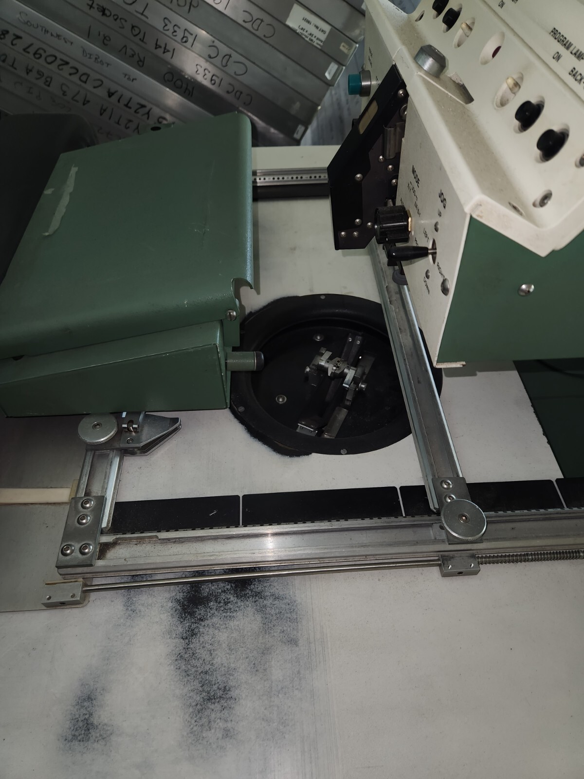 Contact Systems - Versatec CS-400C PCB Component Locator Cut/Clinch Machine