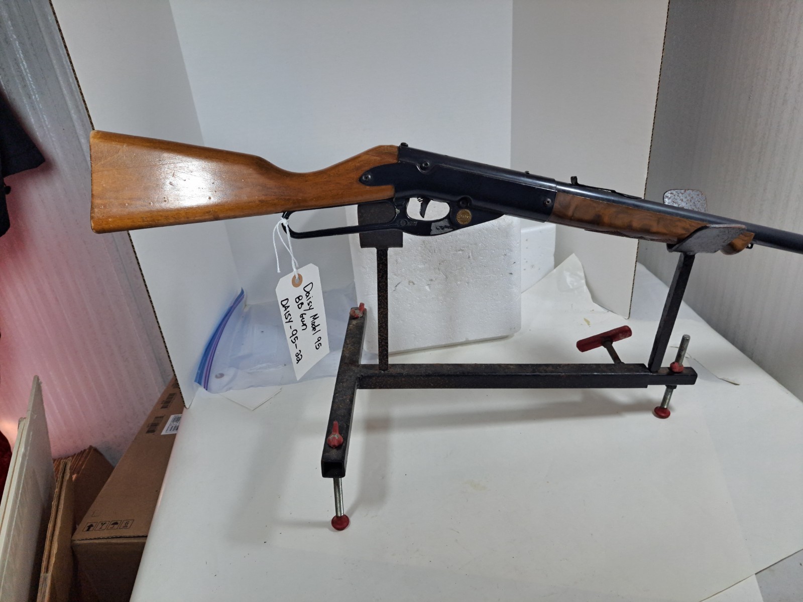 DAISY MODEL 95  BB GUN ROGERS AR, Plastic Stock