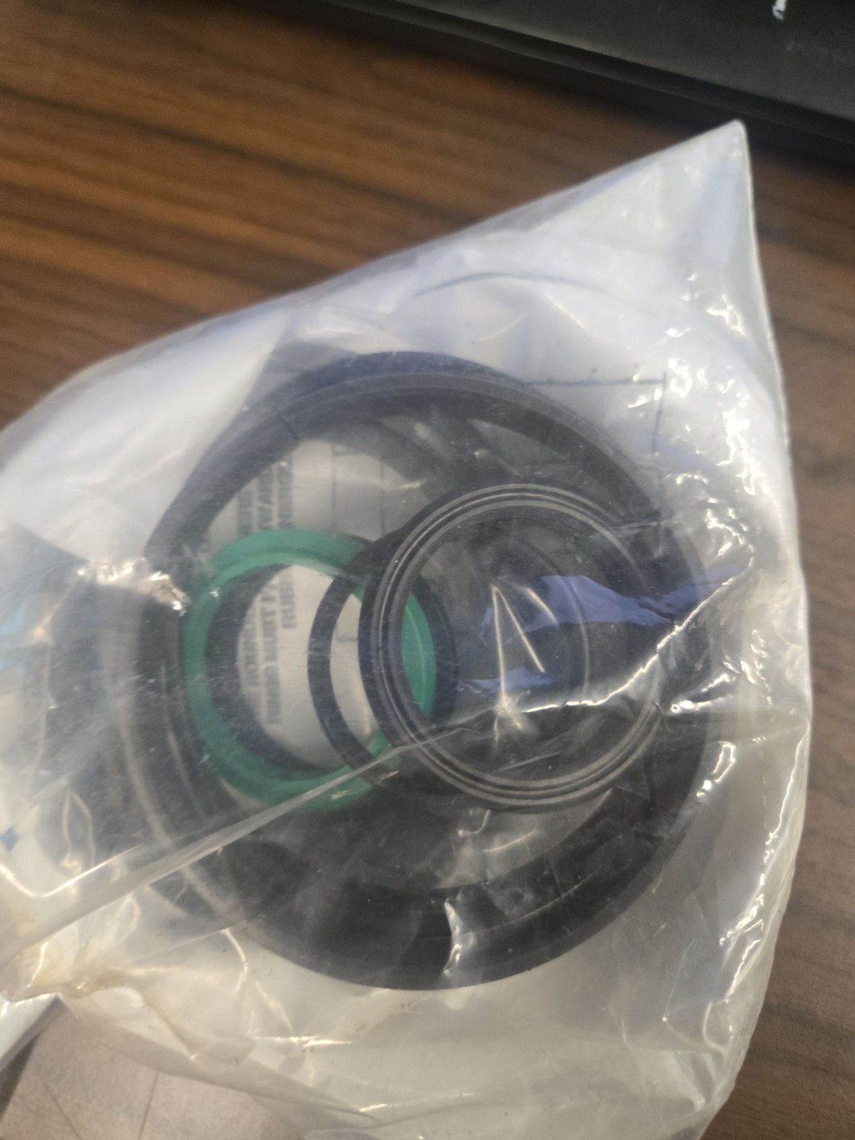 💥FREE SHIPPING💥OEM Cascade 6849197 - Seal Kit for Clamp Cylinder(BX68)