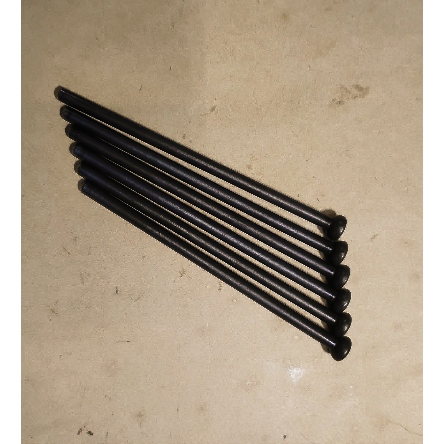 Kubota D722-E Push rod set of 6  16851-15110 Used (950)