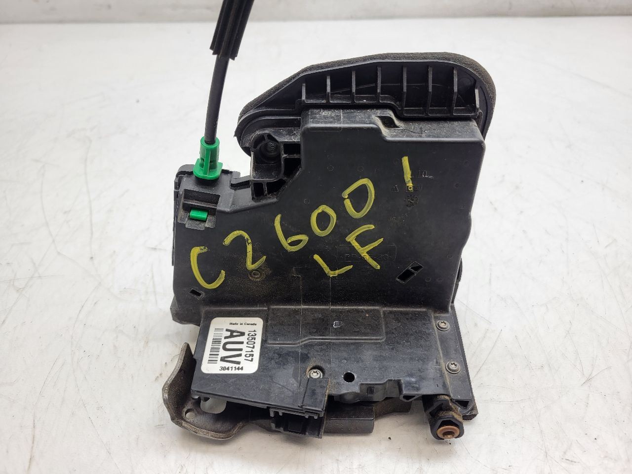 2016 - 2024 Chevrolet Malibu Left Driver Front Door Lock Actuator OEM 13546475