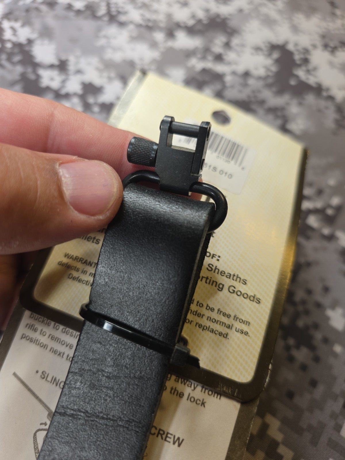 AA&E LEATHERCRAFT BLACK LEATHER RIFLE SLING WITH SWIVELS