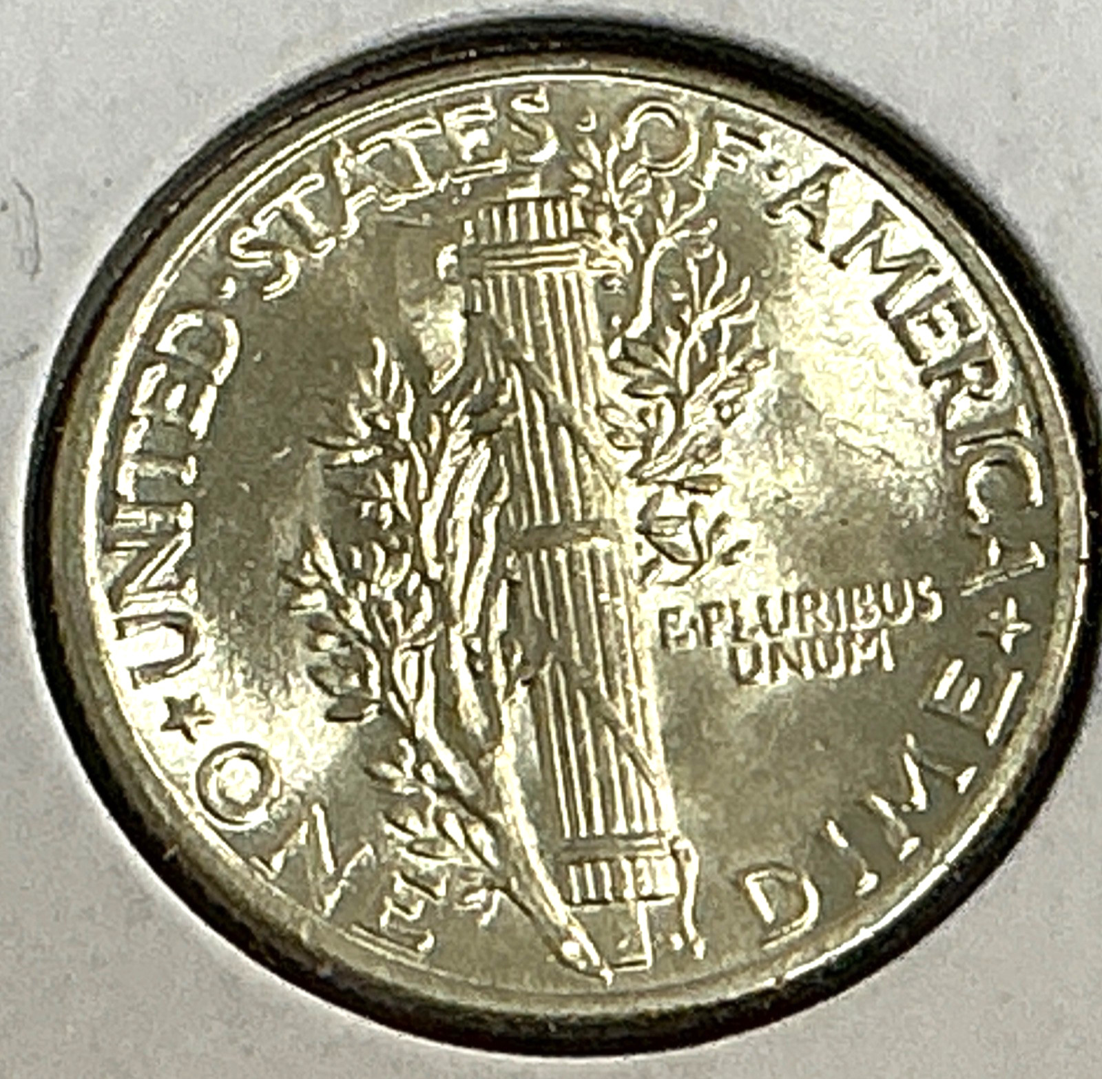 1939 Mercury Silver Dime 10c - CHOICE BU.