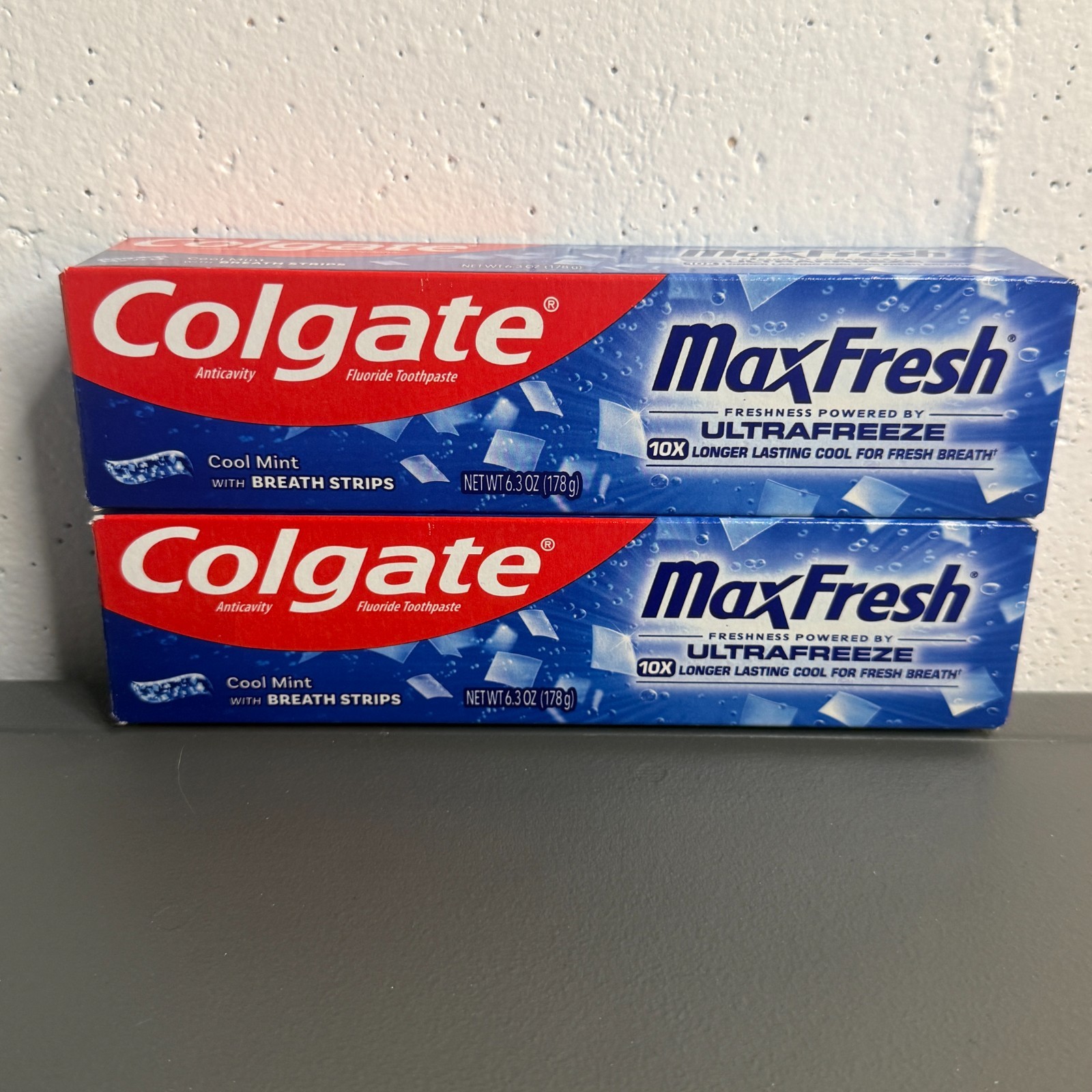Lot Of 2 Colgate MaxFresh Ultrafreeze Fluoride Toothpaste Cool Mint 6.3oz