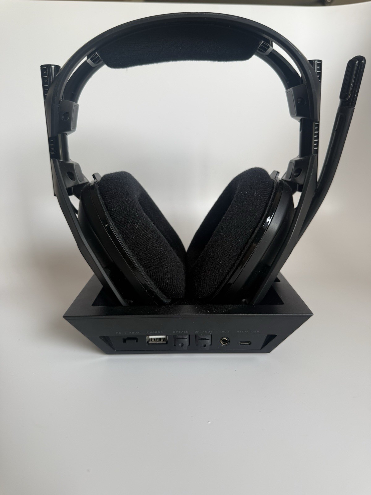 Astro A50 Wireless Over-Ear Gaming Headset w/ Boom Mic & Base Station Black