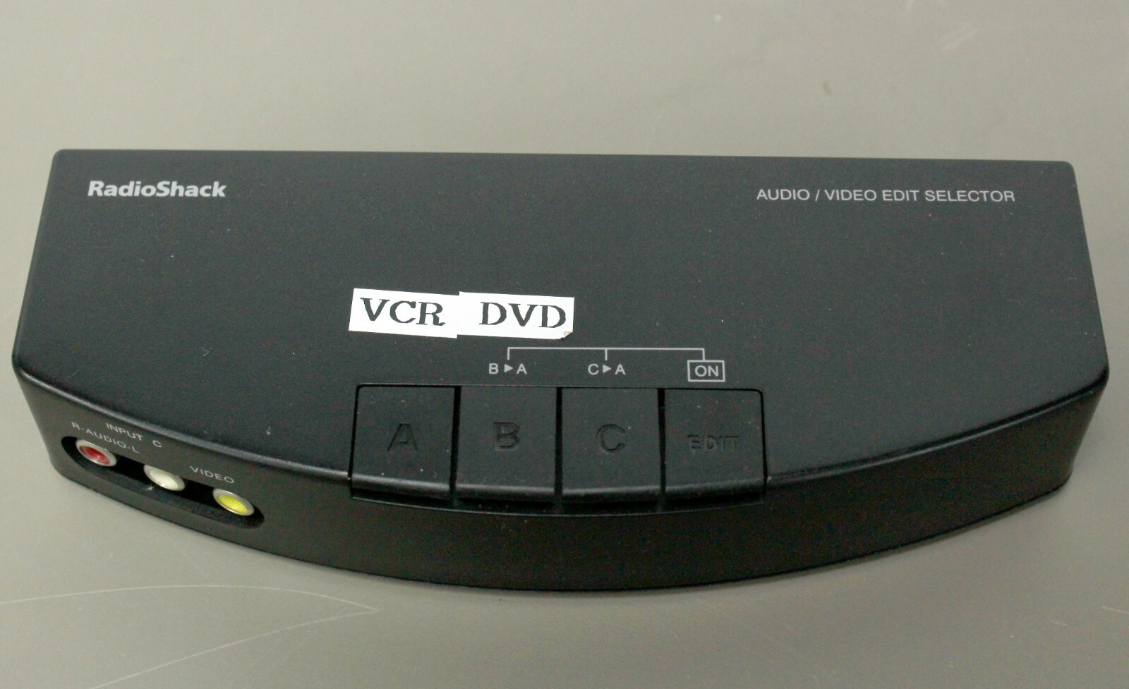Radio Shack Audio  Video Edit Selector CAT No 15-1587 01A00 Black Sound RCA