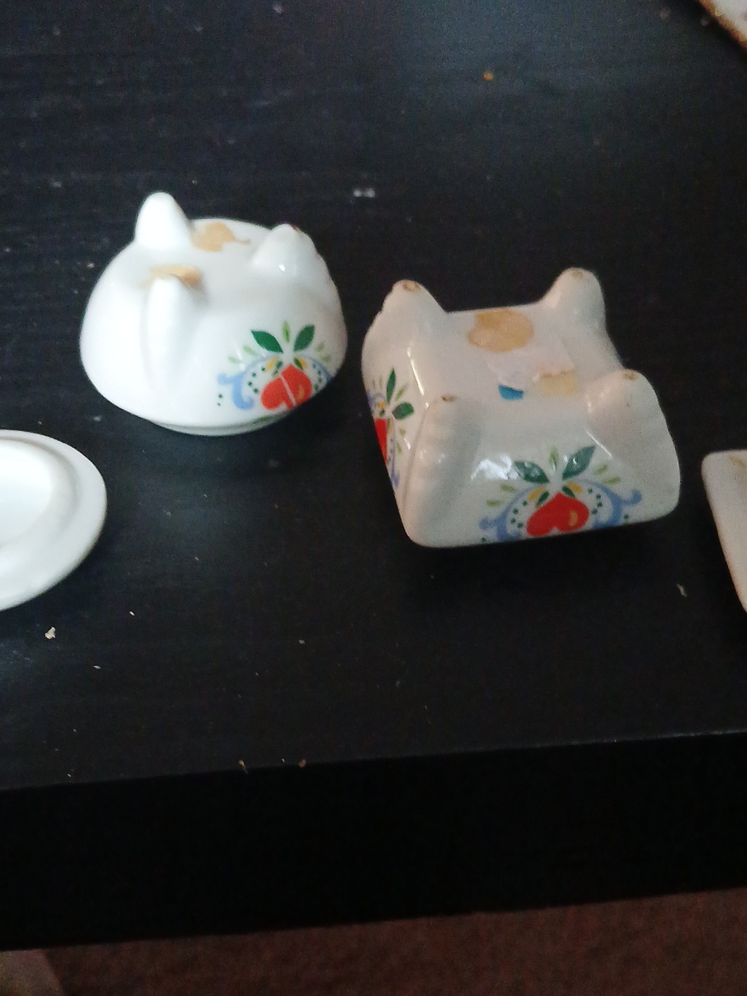 Decorative Ceramic Trinket Boxes with Floral Design