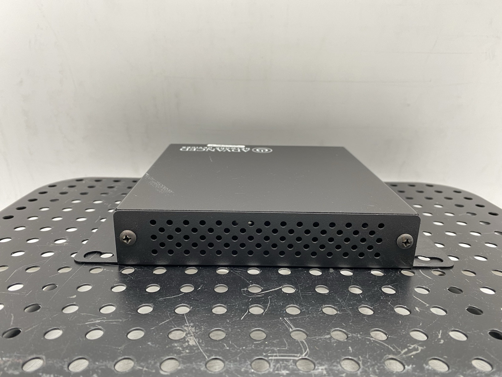ADVANCED NETWORK DEVICES ZONE-LO ZONE LINE-OUT CONTROLLER