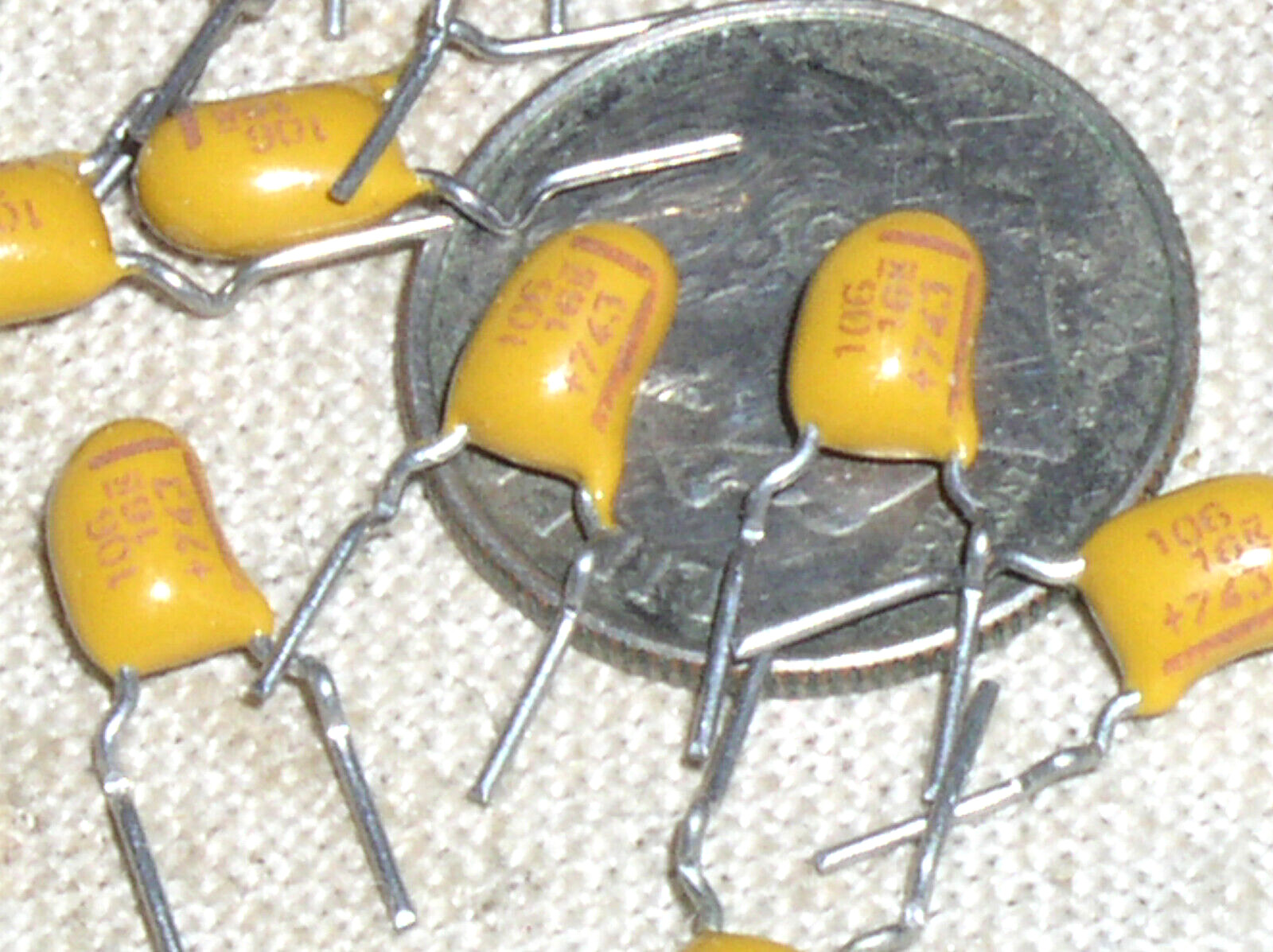 10 KEMET T352E106K016AS DIP TAN DIPPED TANTALUM CAPACITOR 10UF 10MF 106 16V USA