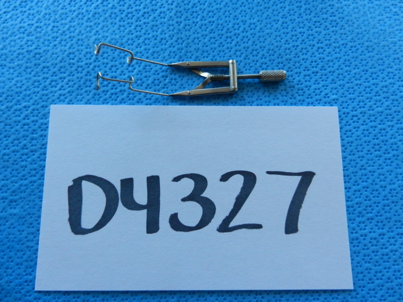 D4327 Walcott Surgical Ophthalmic Retractor