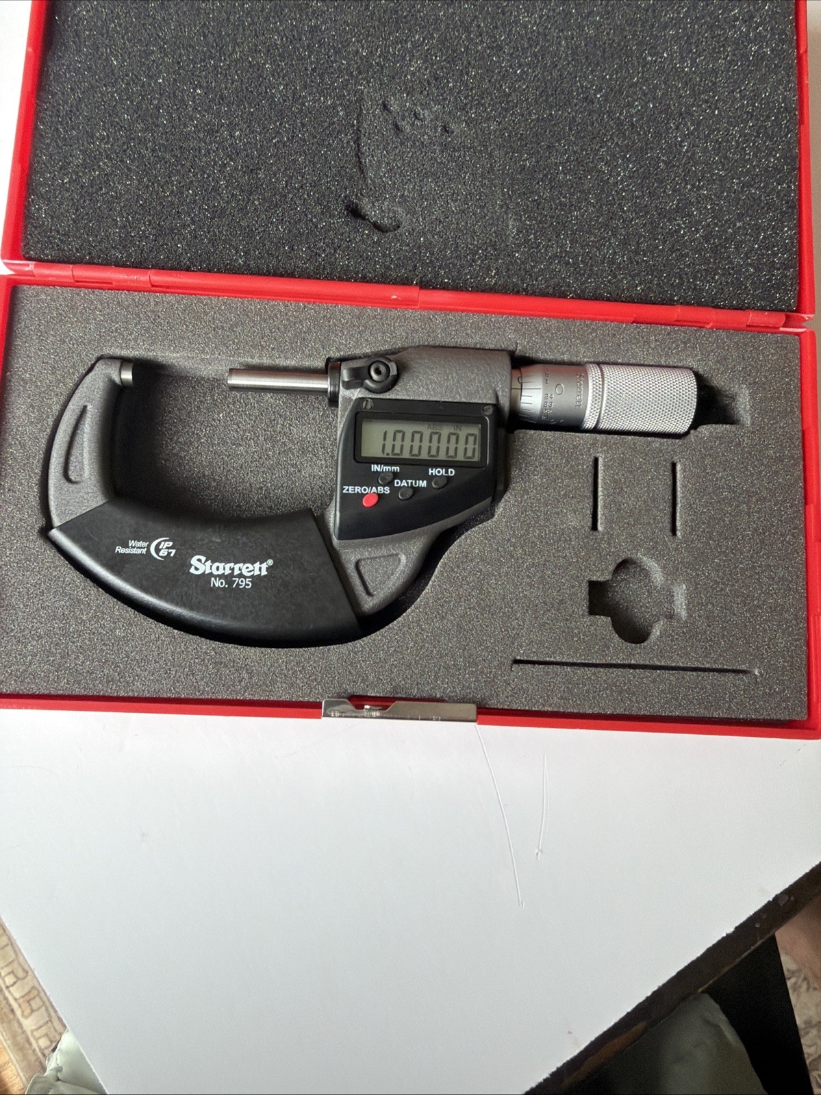 Starrett 795XFL-1 with Case Electric Micrometer
