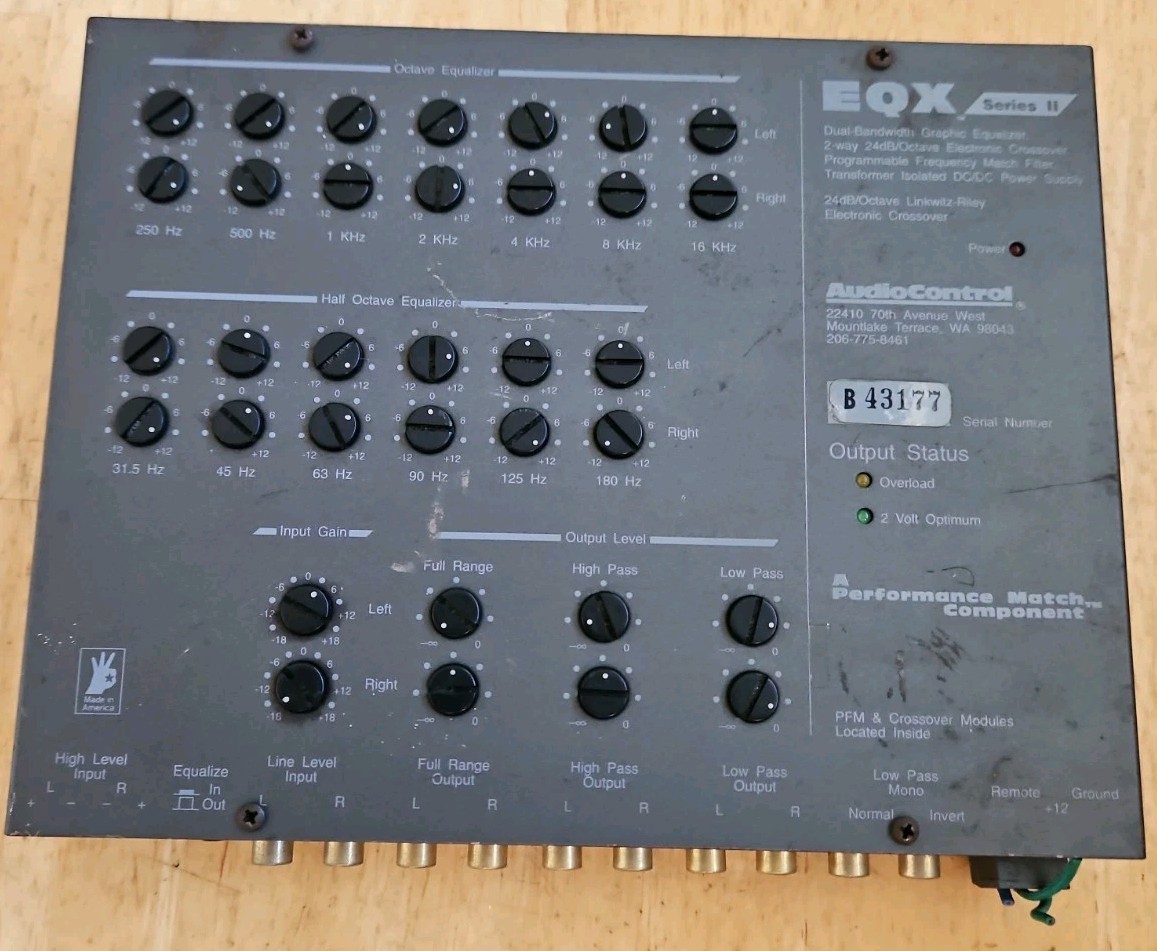 EQX SERIES 11 DUAL BANDWIDTH GRAPHIC EQUALIZER CROSSOVER