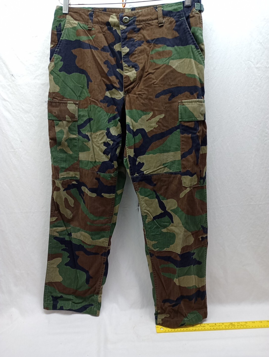 Military 8415-01-084-1712 Woodland Camo Trousers Pants Size Medium Short
