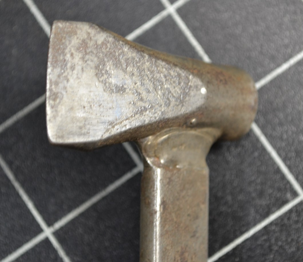 BLOOM FORGE - CINCH CUTTER - LEFT