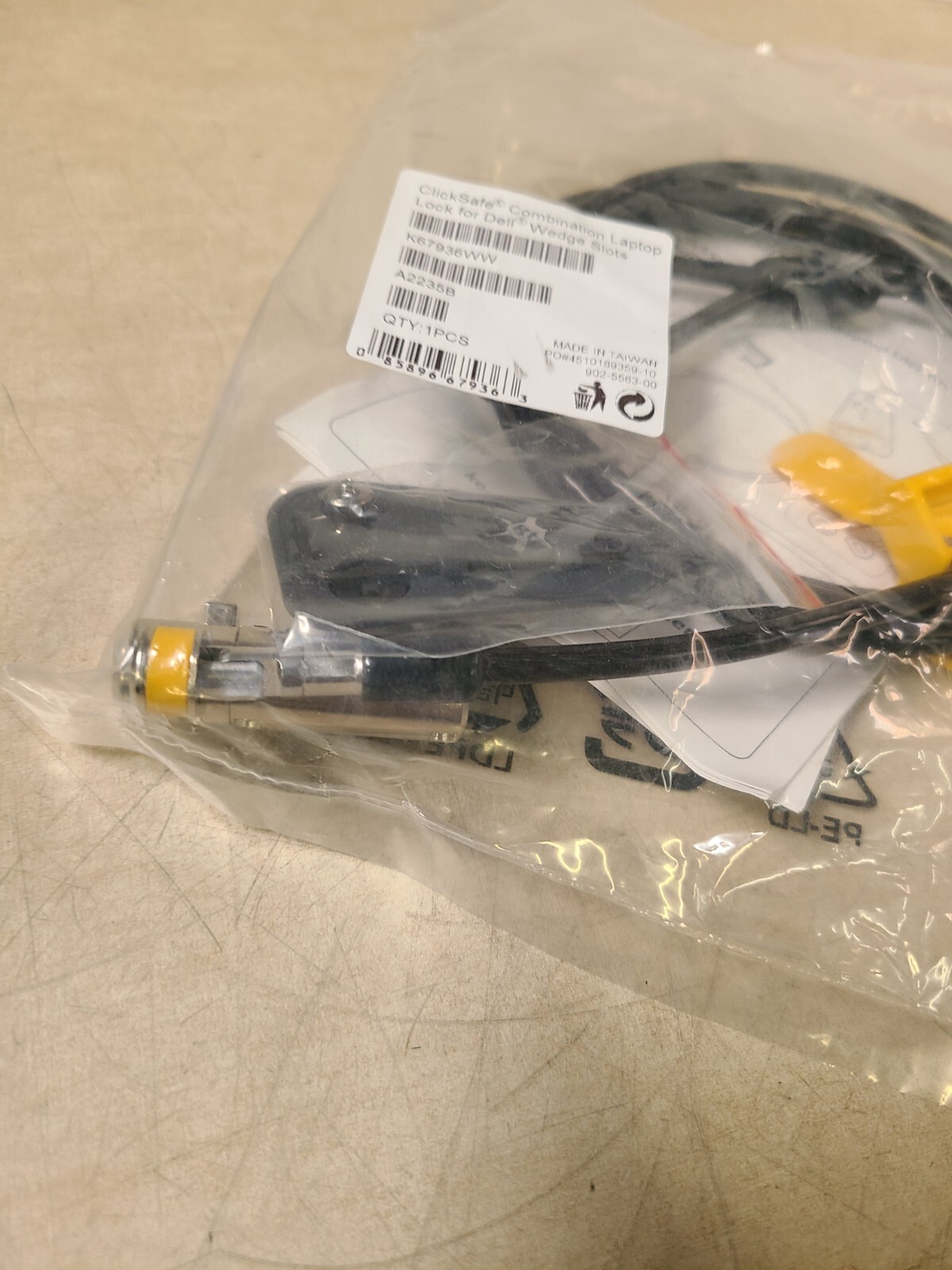Kensington K67936WW ClickSafe Combination Laptop Lock-