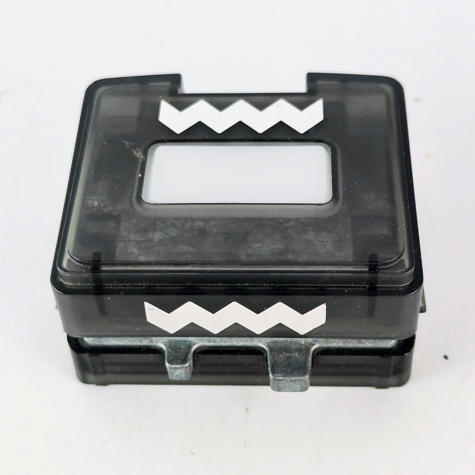 Creative Memories Chevron Zig Zag Border Maker Cartridge Punch for BMC System