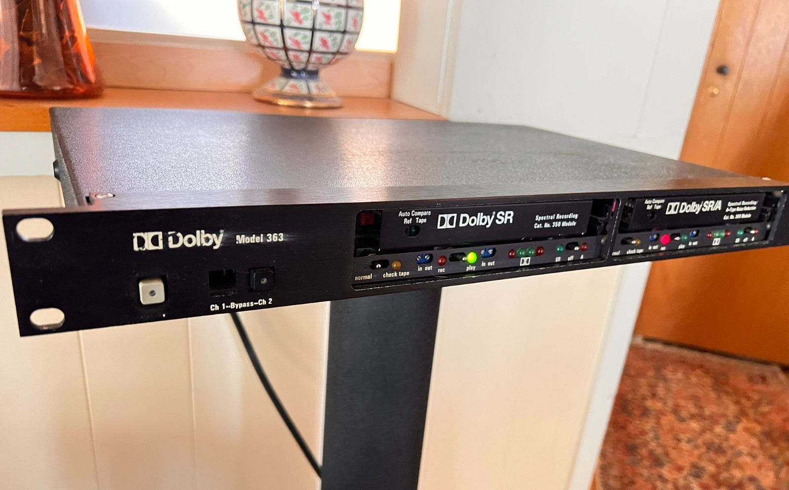 Dolby 363 Analog Tape SR/A Noise Reduction Stereo Processor xlr