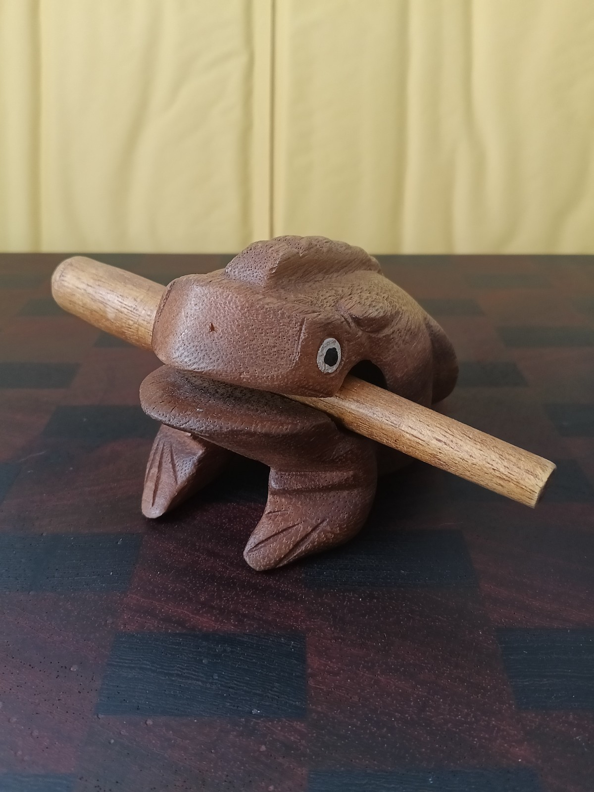 Vintage Carved Wood Croaker GUIRO Frog Percussion Instrument w/ Scraper Stick
