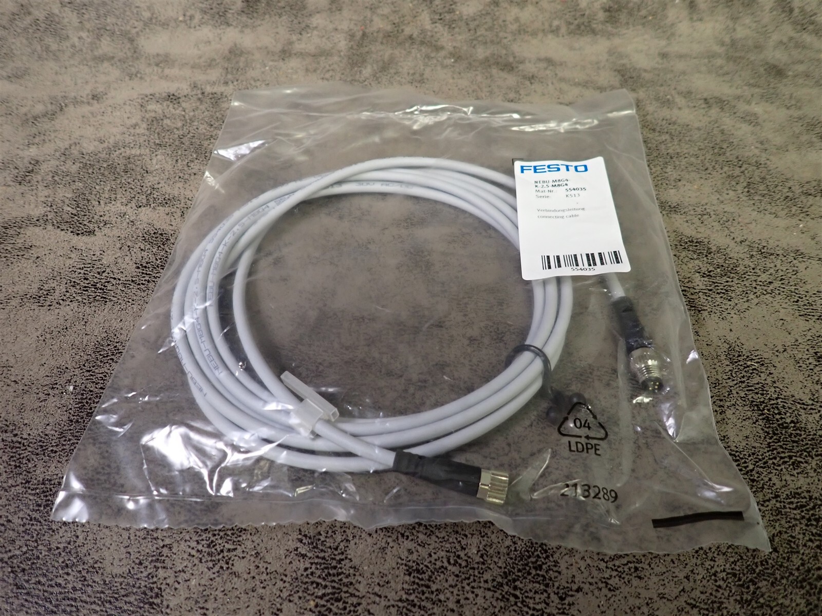 NEW Festo 554035 NEBU-M8G4-K-2.5-M8G4 Connecting Cable (D8)