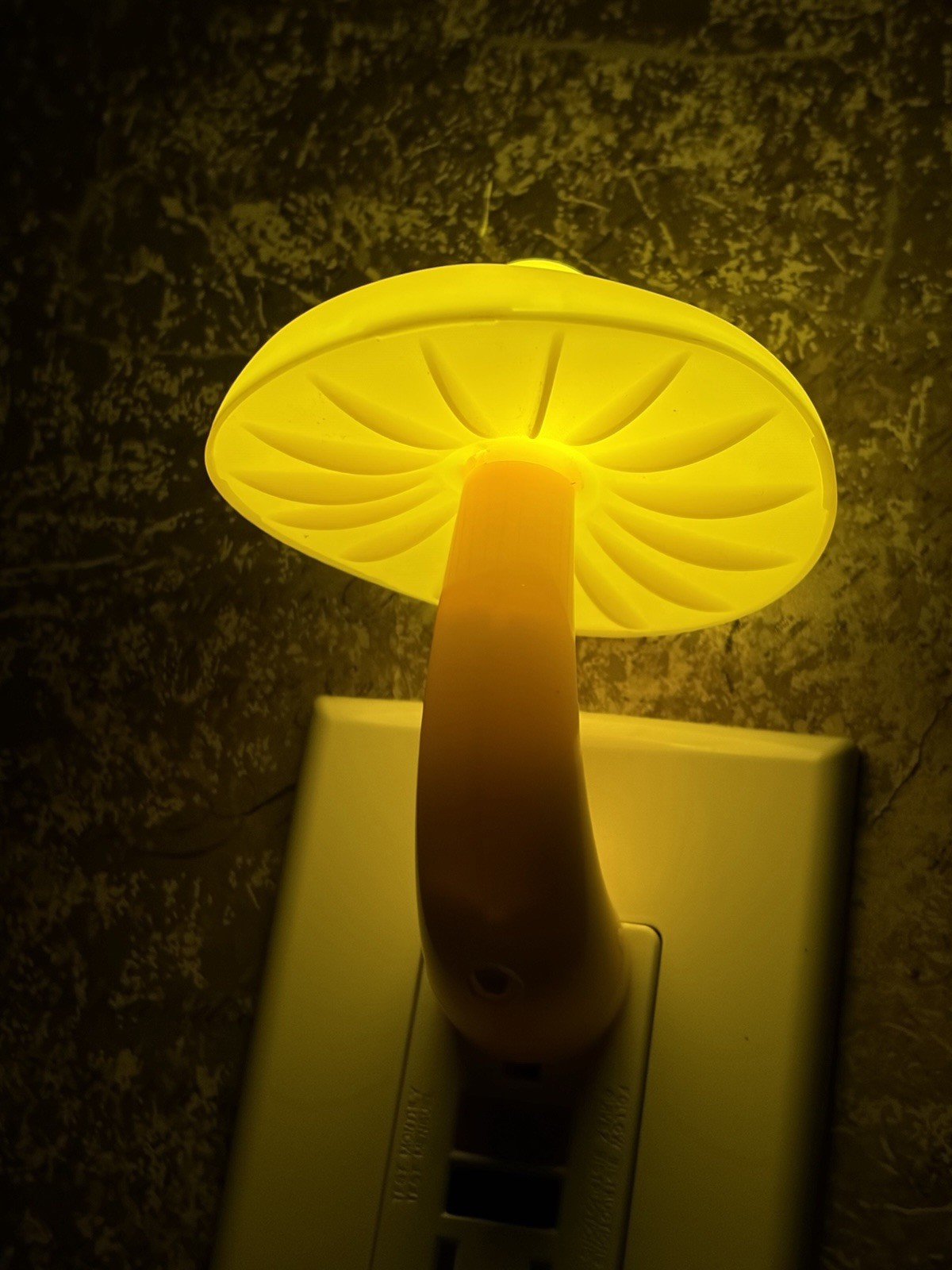 4” Mushroom Plug-in LED Bedside Night Light Learning Light Control Sensor Yellow