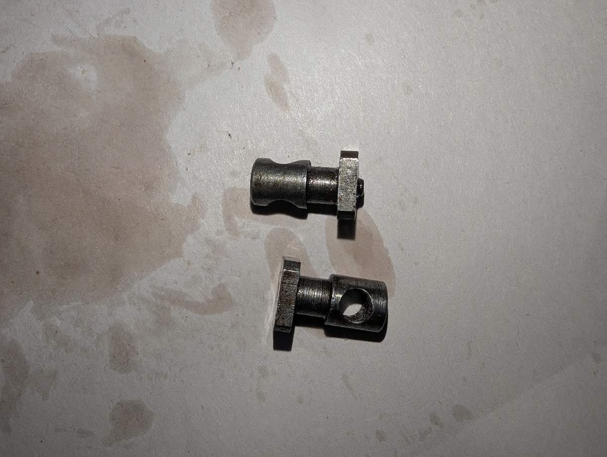 LOT OF 2 LEVIN LATHE MOUNTING CLAMPINF FEET 1/2" SQUARE, 3/8" DIA .790 TALL