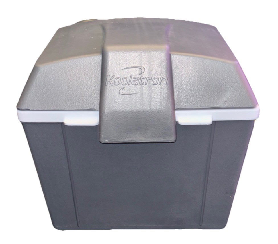 Koolatron 8 qt. Traveller lll Cooler (Car Adapter Only)