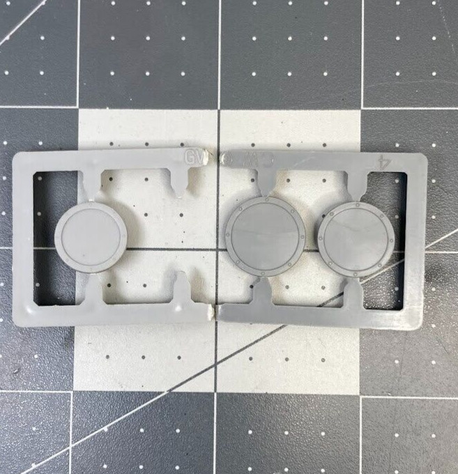 Vintage Warhammer OLDHAMMER ROUND SHIELDS citadel GW Chaos Old World AG26